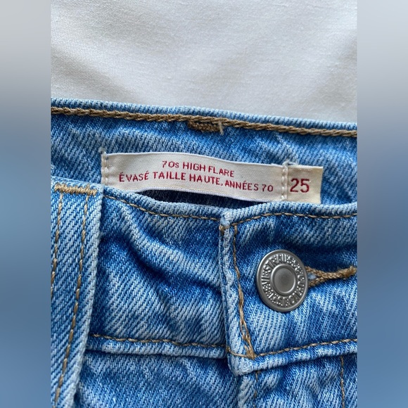 Levi’s Women’s 70’s High Flare - Picture 4 of 5